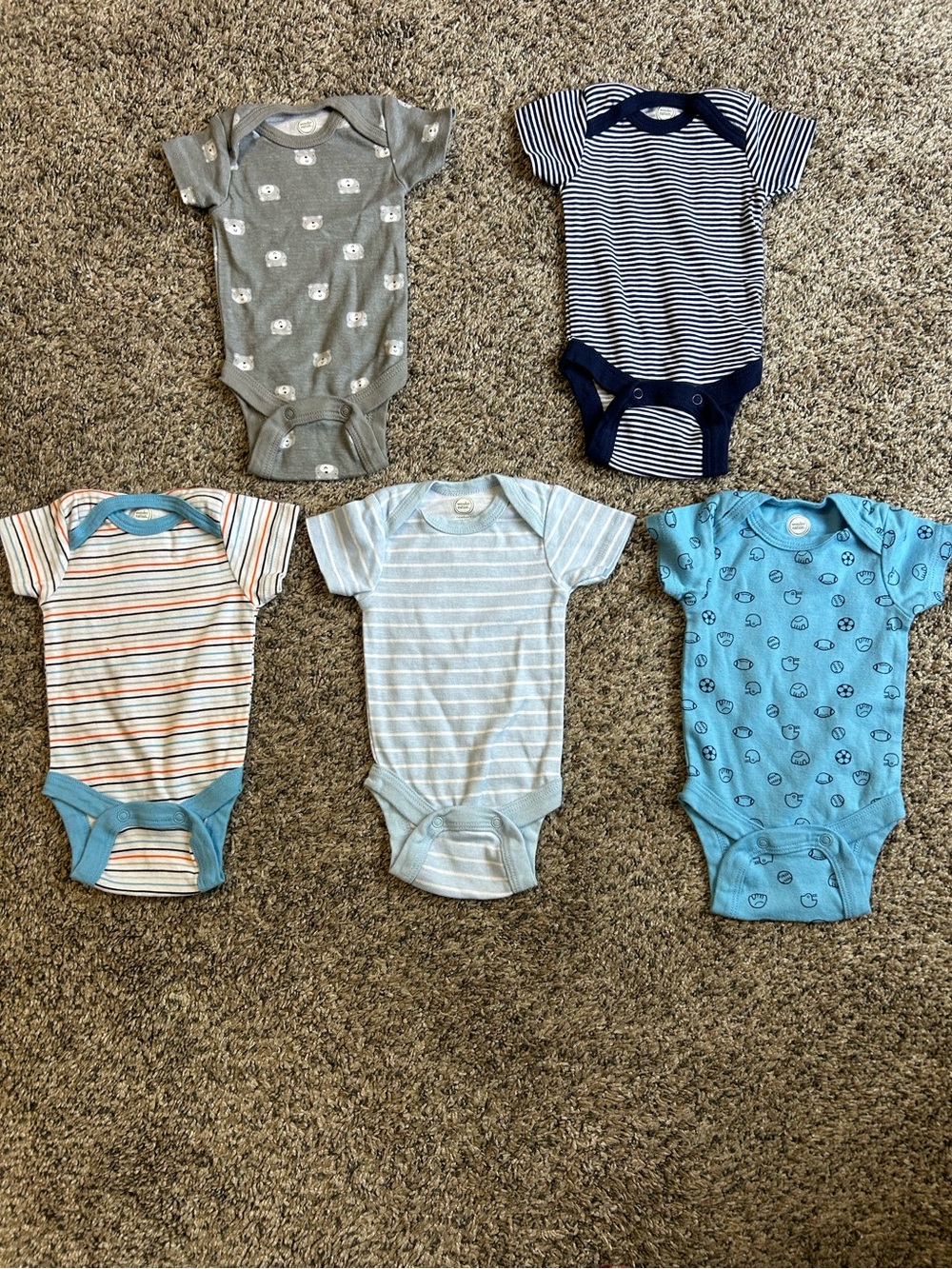 Wonder Nation Newborn 5-Piece Onesie Set Baby Bodysuits Bundle
